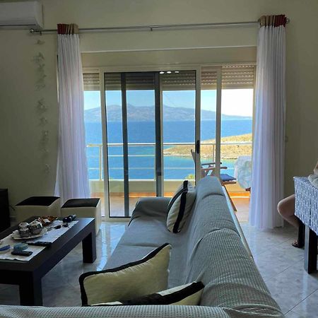 Cozy Sea Apartment Sarandë Esterno foto