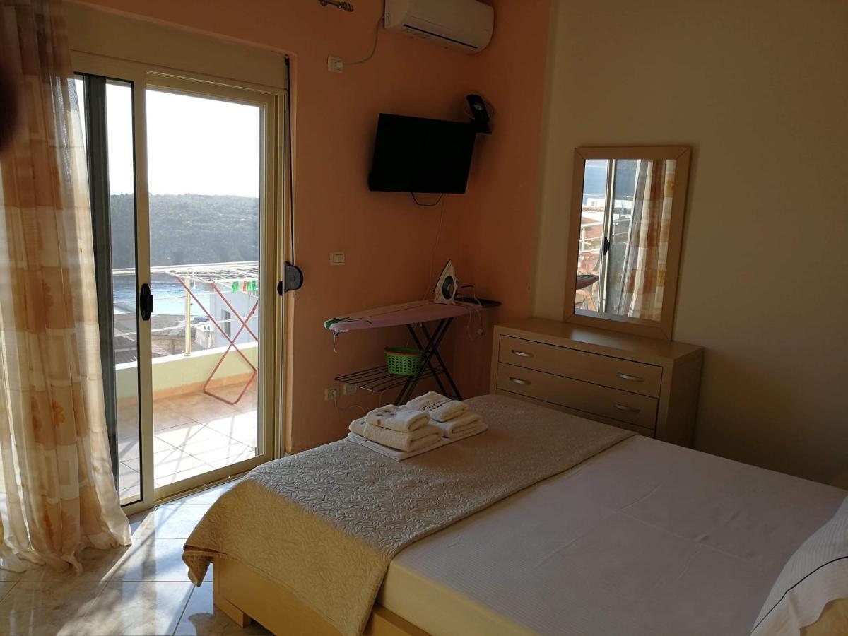 Cozy Sea Apartment Sarandë Esterno foto